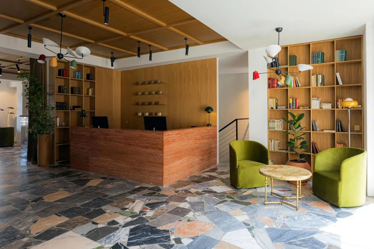 Castor & Pollux Hotel Tbiliszi