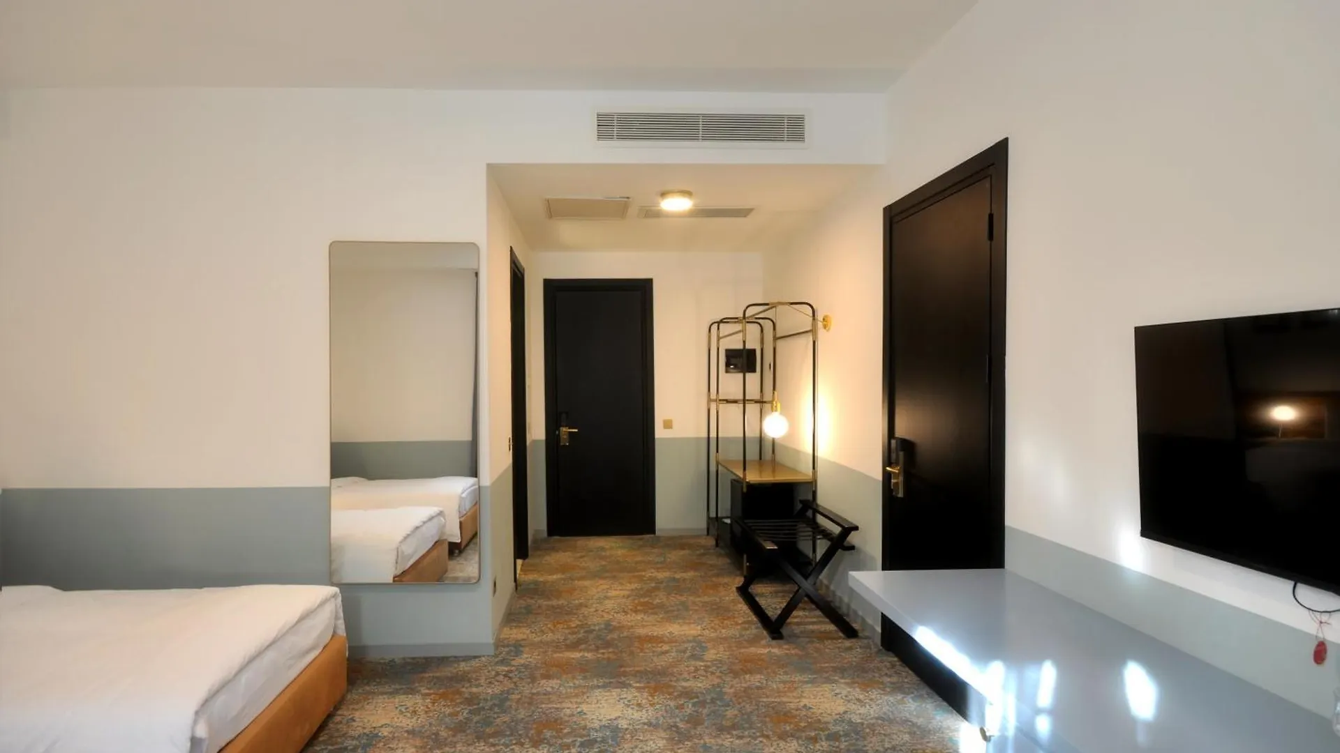 Castor & Pollux Hotel Tbilisi